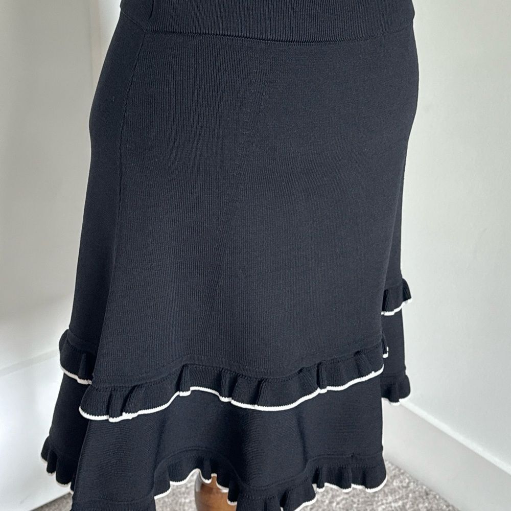 MICHAEL Michael Kors Black Ruffled Hem Mini Skirt Womens Size Small - Picture 7 of 12